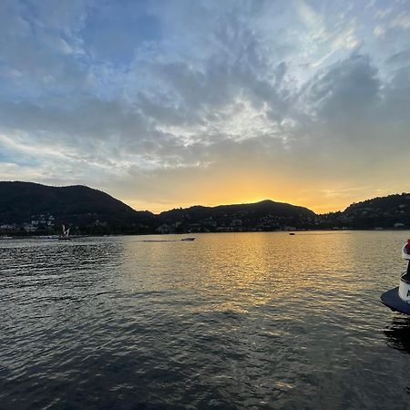 Portatorre Suite, A Charming Apartment In The Heart Of Como, Free Private Parking, Air Conditioning & More! Zewnętrze zdjęcie