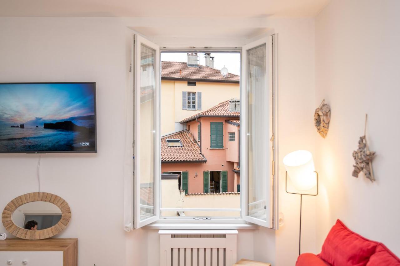 Portatorre Suite, A Charming Apartment In The Heart Of Como, Free Private Parking, Air Conditioning & More! Zewnętrze zdjęcie