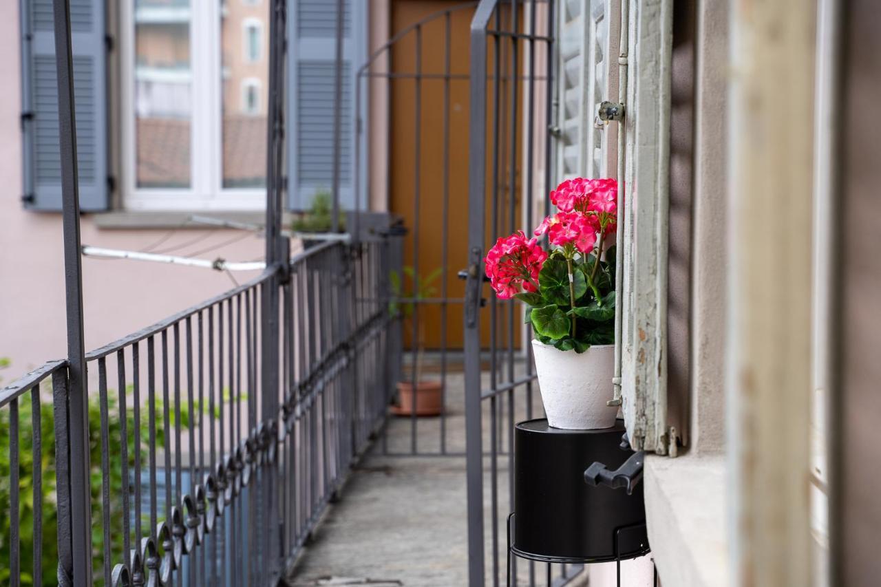 Portatorre Suite, A Charming Apartment In The Heart Of Como, Free Private Parking, Air Conditioning & More! Zewnętrze zdjęcie