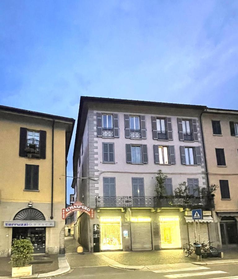 Portatorre Suite, A Charming Apartment In The Heart Of Como, Free Private Parking, Air Conditioning & More! Zewnętrze zdjęcie