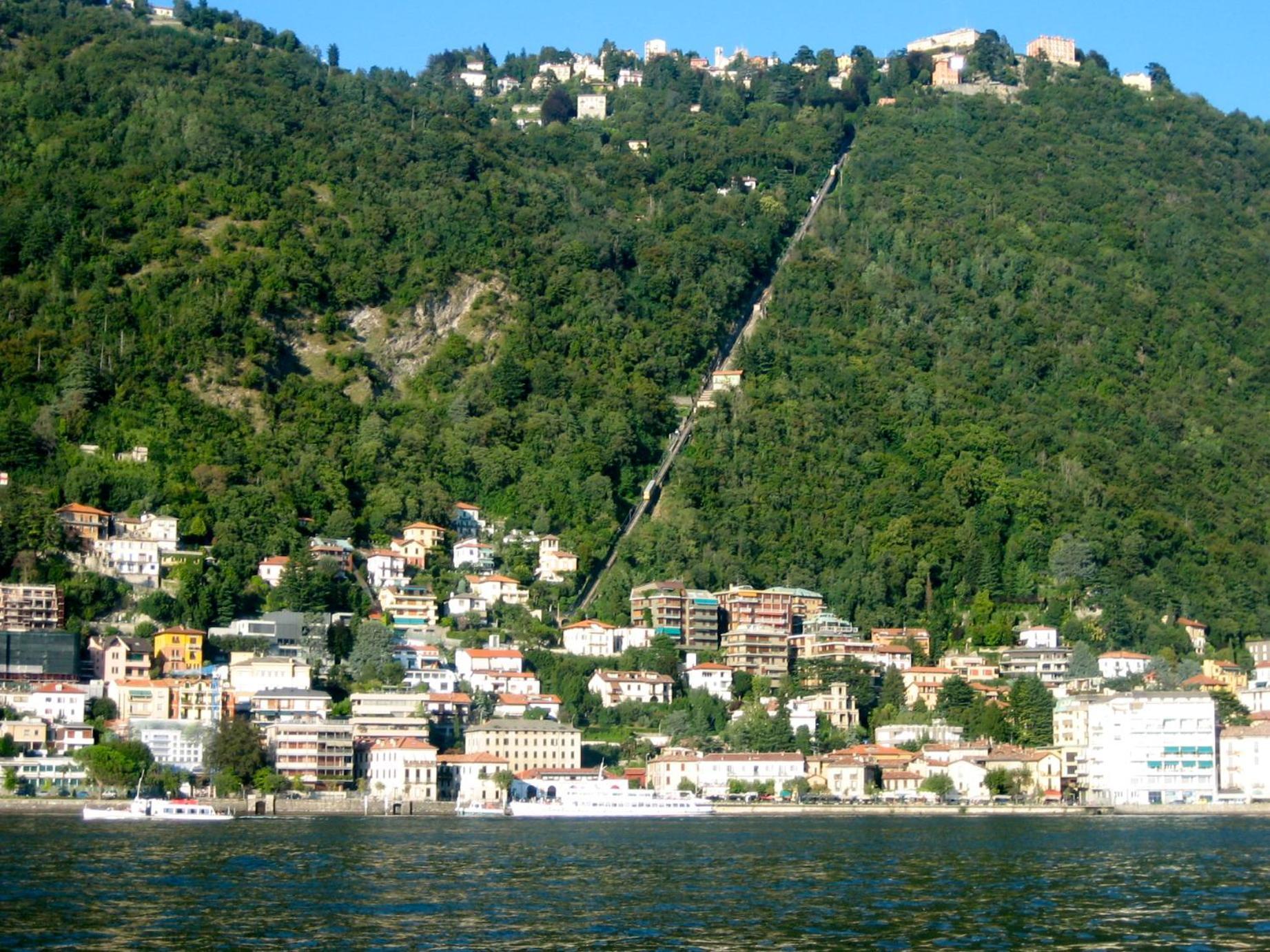 Portatorre Suite, A Charming Apartment In The Heart Of Como, Free Private Parking, Air Conditioning & More! Zewnętrze zdjęcie
