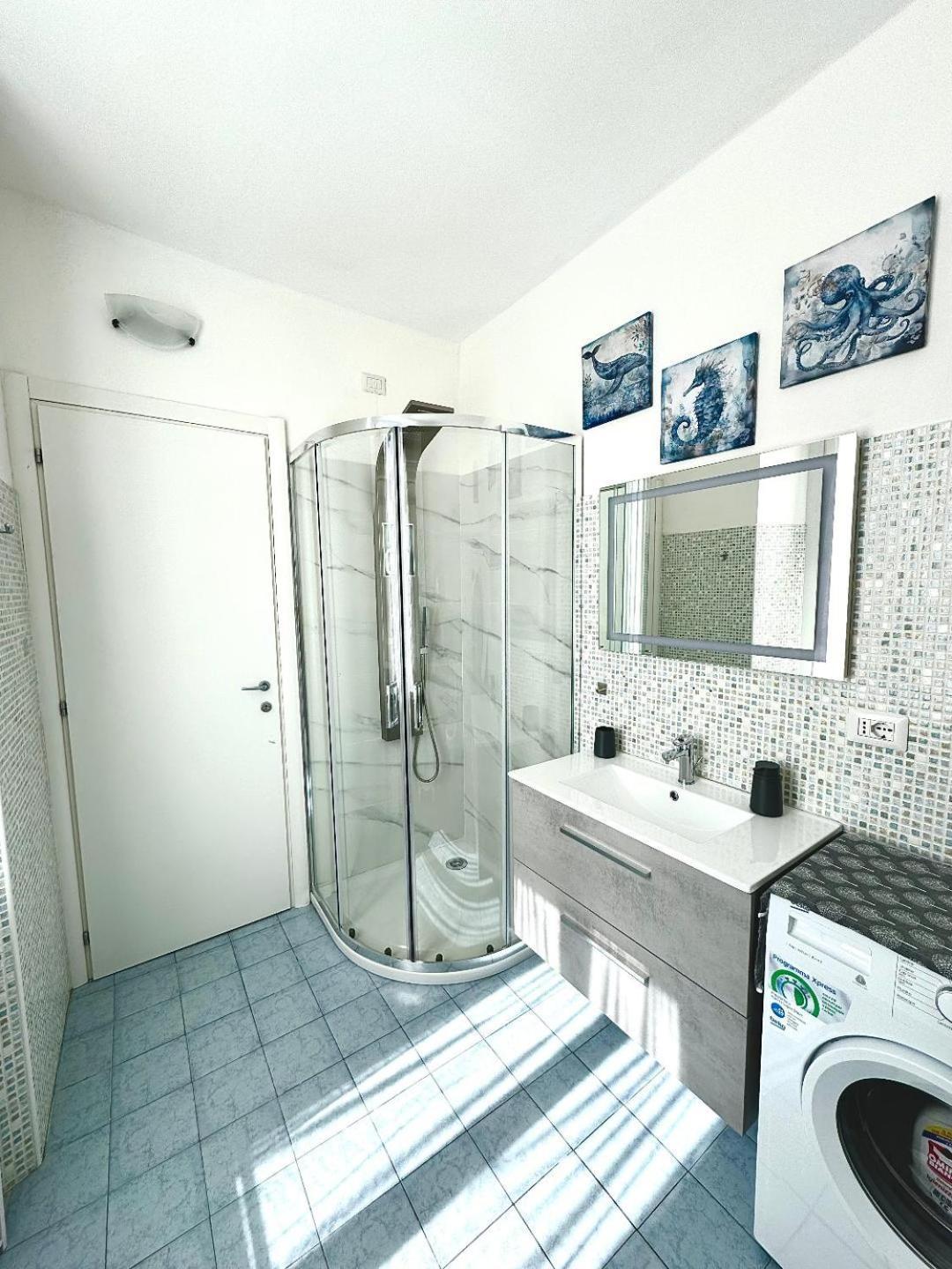 Portatorre Suite, A Charming Apartment In The Heart Of Como, Free Private Parking, Air Conditioning & More! Zewnętrze zdjęcie