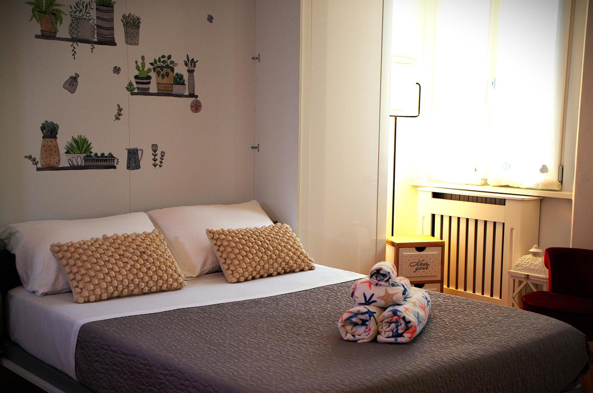Portatorre Suite, A Charming Apartment In The Heart Of Como, Free Private Parking, Air Conditioning & More! Zewnętrze zdjęcie